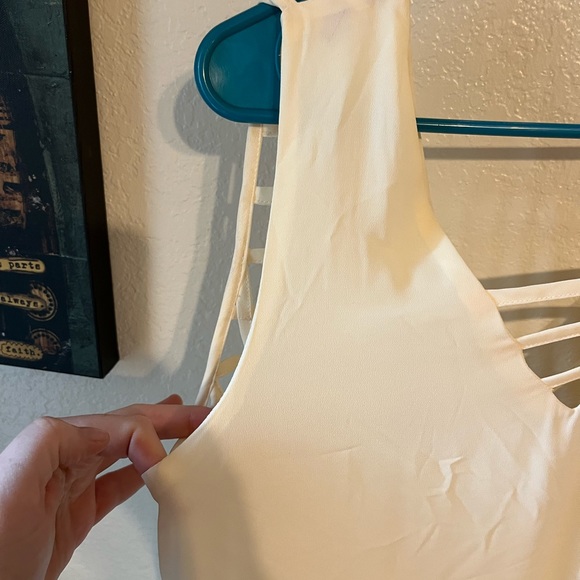 Double line off white mini dress. - Picture 11 of 13